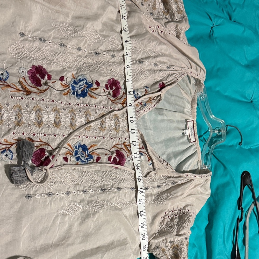 Johnny Was Beige Blouse with Blue and Red Embroidery - Picture 4 of 4